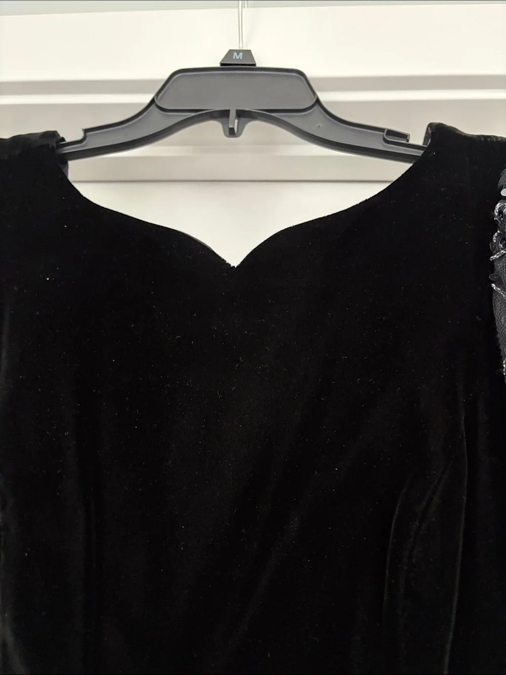 Vintage Galleria Elegant Velvet Dress with Lined Mesh Fabric Sequin Sleeves  6. - Picture 6 of 9
